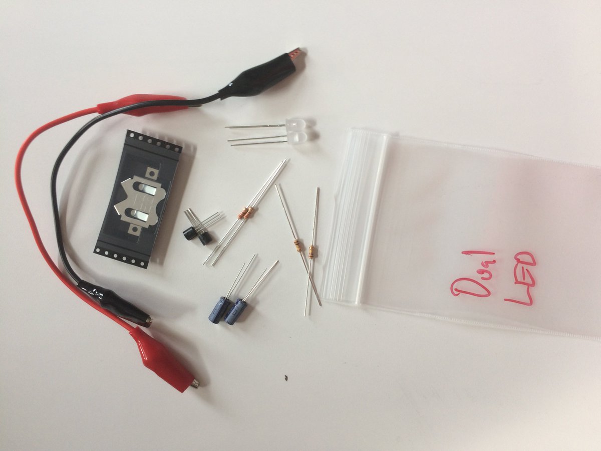 starsandrobots's tweet image. Just kitting.. #CircuitClassics