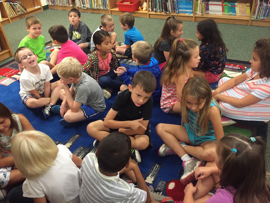 aneill2018's tweet image. 1st gr Ss turn and talk about our read aloud Gaston by Kelly Dipicchio. #showmereader  #celebratedifferences