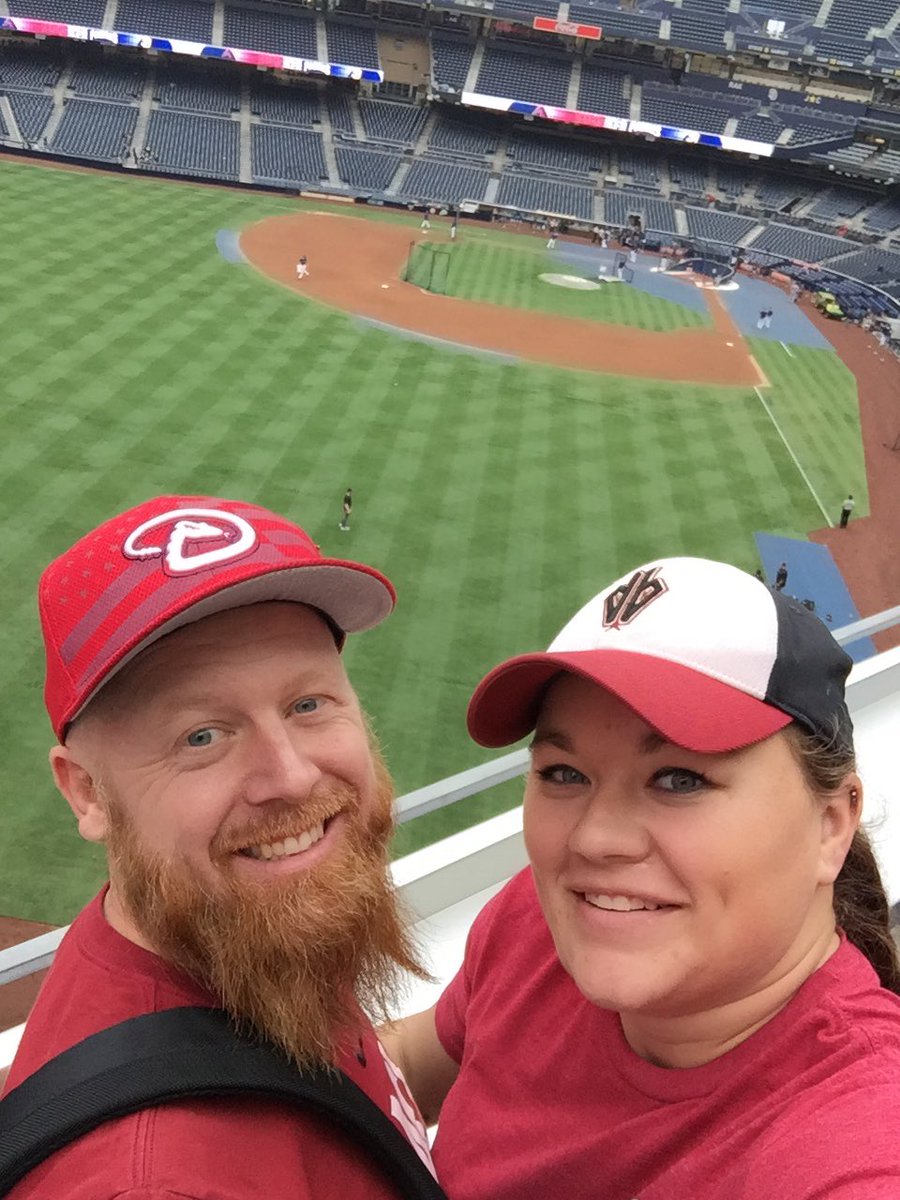 Mimi6217's tweet photo. #SDinHD #GoDback #PetcoPark #MLB https://t.co/JQVPePGJny