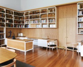 timberveneer's tweet photo. A beautiful example of the magnificent use of Timber Veneer. (Lauren Bamford) https://t.co/qKDFHBX4Cn https://t.co/VfjM0iOz76