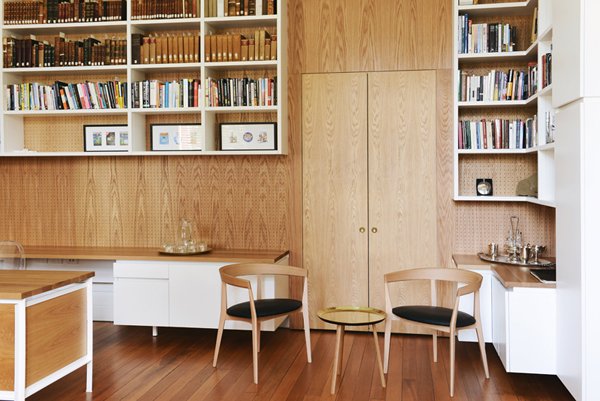 timberveneer's tweet photo. A beautiful example of the magnificent use of Timber Veneer. (Lauren Bamford) https://t.co/qKDFHBX4Cn https://t.co/VfjM0iOz76