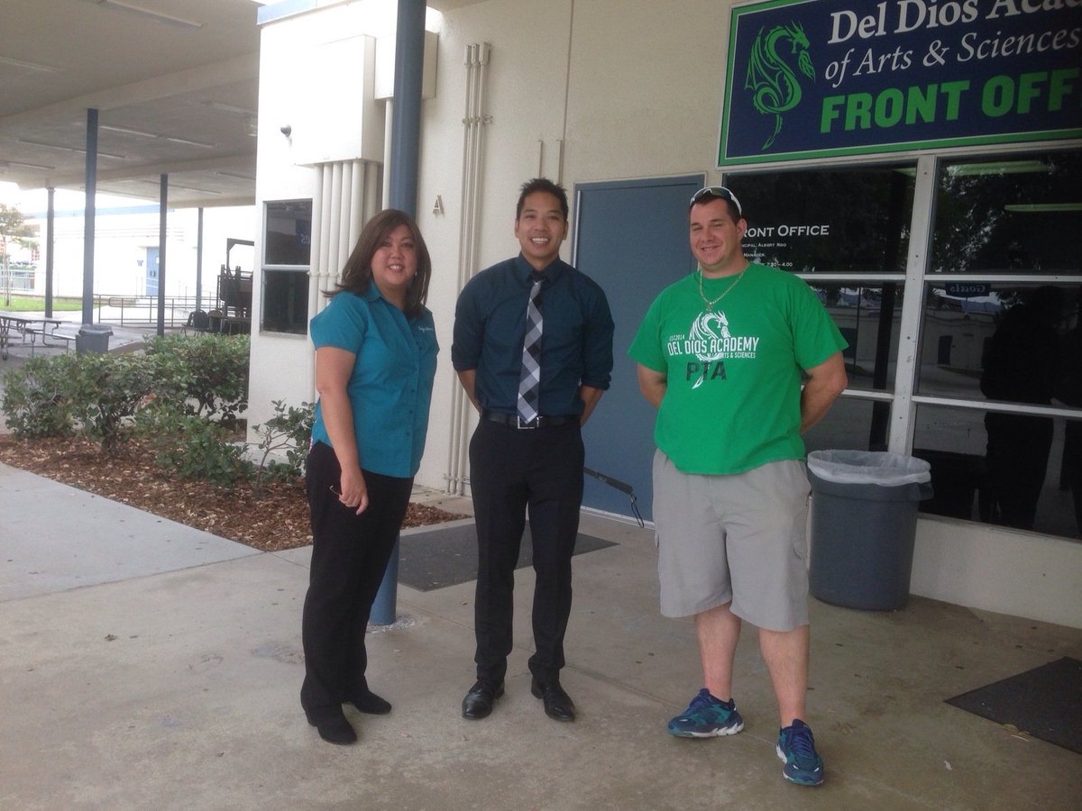 DelDiosAcademy's tweet photo. Thank you Mona for the kind words and free yogurt.  DDAAS rocked the fundraiser.  #yogurtlandescondido,  #PTA,  #DelDiosAcademyPTA, #DelDios https://t.co/BsYJzLFOLP