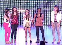 TMNathalie's tweet photo. @LorenChicken jajaja 

#TheLylas 👉🏼 4.371 y sumando! 🙋🏻#PutYourFiveHigh #TMGoutNow https://t.co/bYSZepiMPD