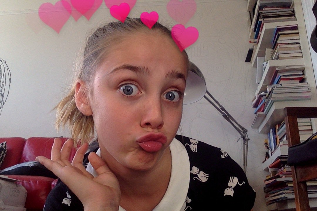 Sonya Grbrb tweet media