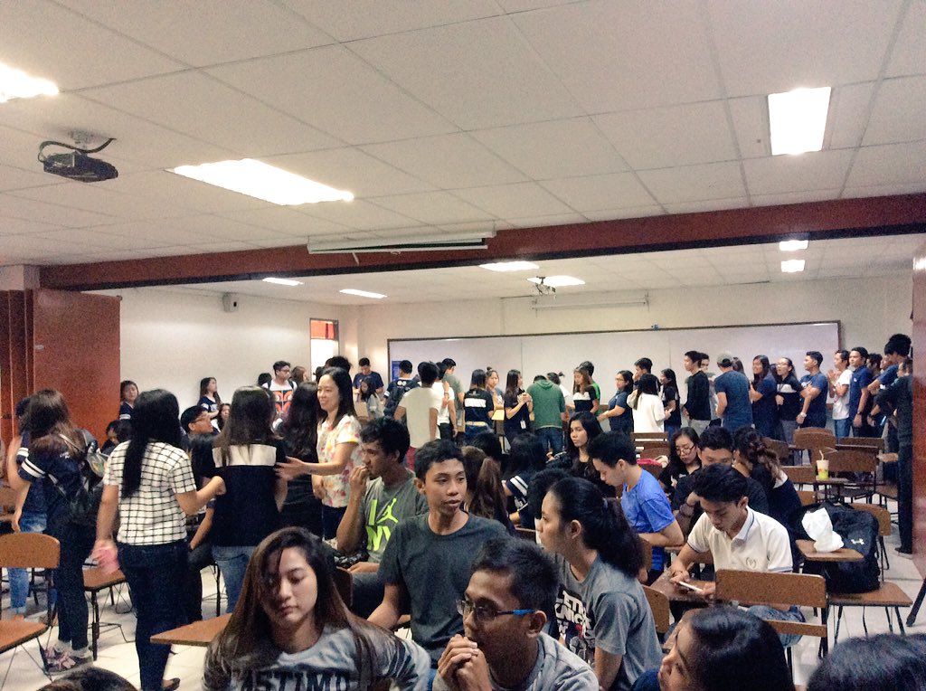 seassc's tweet photo. π happening right now π
#HUGOTLetranista
#SEASStudentCouncil2016
#CollegeWeek2016
#SEASGeneralAssembly
#RiseOfThePhoenix
#WeBleedBlue
πππ https://t.co/x9mD7rgbnC