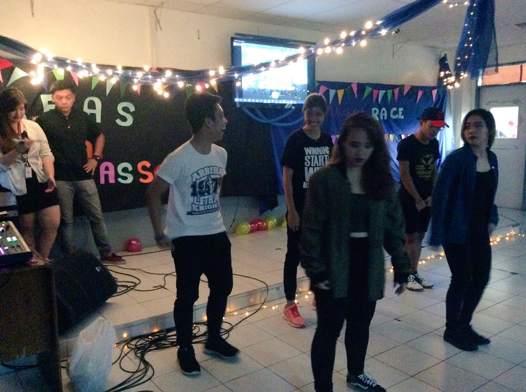 seassc's tweet photo. π happening right now π
#HUGOTLetranista
#SEASStudentCouncil2016
#CollegeWeek2016
#SEASGeneralAssembly
#RiseOfThePhoenix
#WeBleedBlue
πππ https://t.co/x9mD7rgbnC