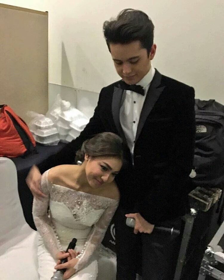 sarangBTSssi's tweet photo. Always concern with each other... 

#TIMYConcerned https://t.co/GbPrA9G7CB