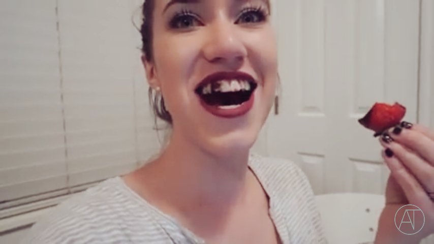cypherbug's tweet photo. I was waiting for this to happen!😹😹😹
#allieandmandi #tylie #allieandtylin #vlogAT #gardinersisters #strawberrychoco https://t.co/1LECD3b7f6