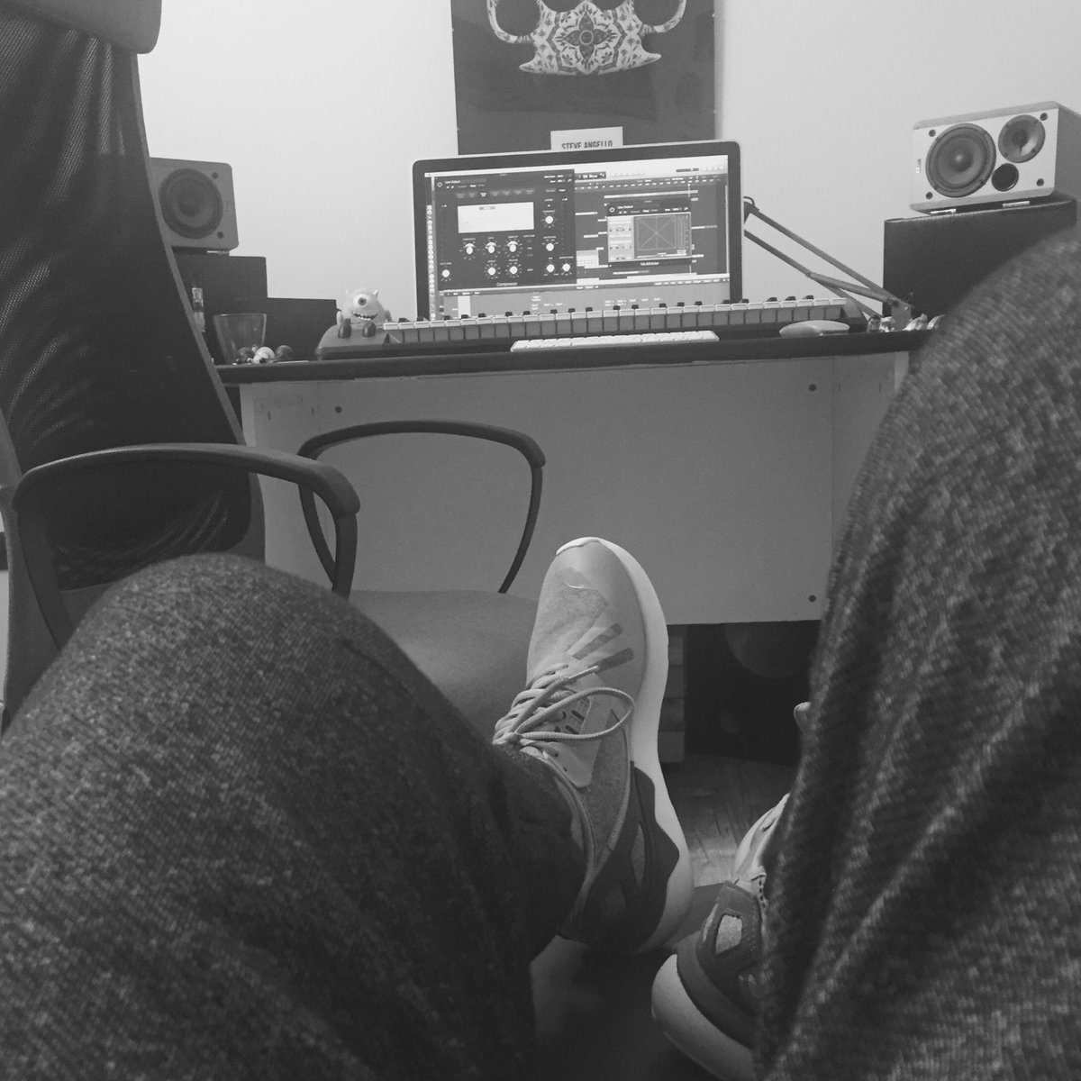 VincentArenaoff's tweet image. Studio life 🎻🎸🎺🎷