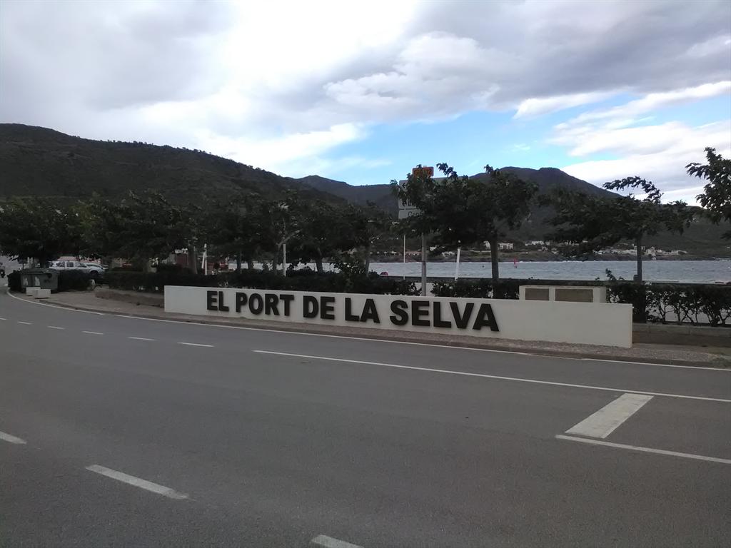 ngelitin_jr's tweet photo. Port de la selva #RWE2016 https://t.co/LnWLac1g9L