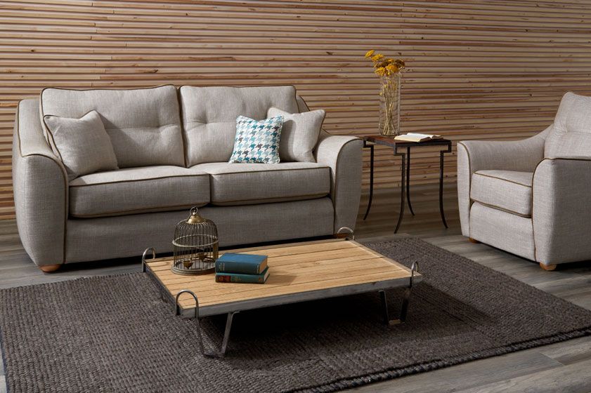 EngCastleFurn's tweet image. Have you seen/tried our @CandHfurniture Conley Sofa? One of our Best Sellers!! #designersofa #madeinuk #qualitysofas #designer