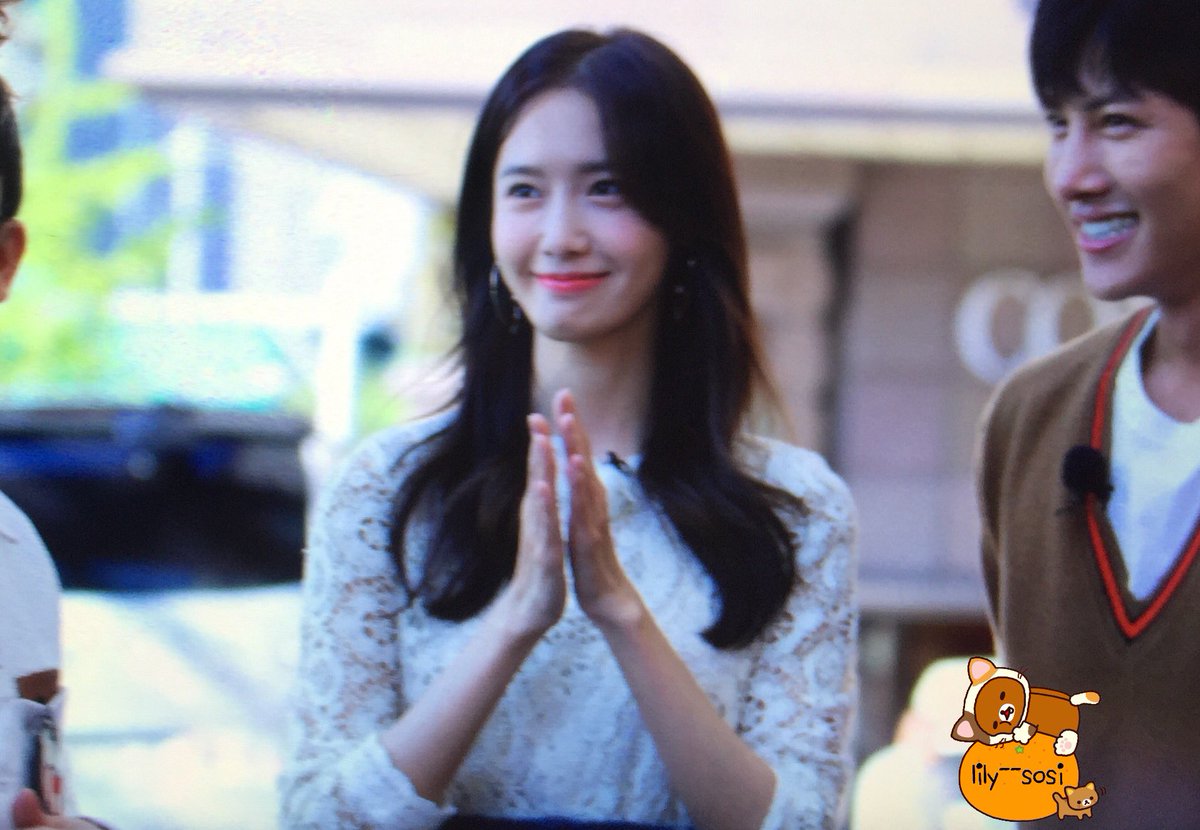 [PIC][20-09-2016]YoonA ghi hình cho chương trình “TAXI” của kênh tvN vào chiều nay CsyP9YOWEAAZTbg