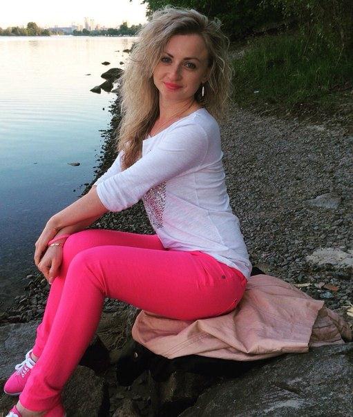DramaticMermaid tweet picture