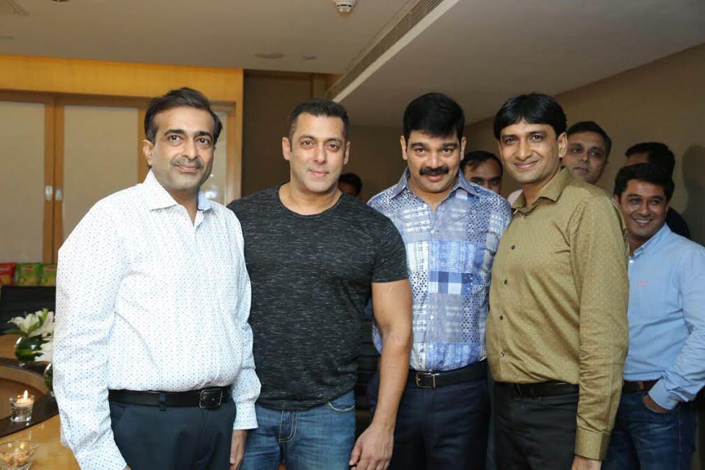 PrataapSnacks has signed on India’s biggest and most popular Bollywood celebrity @BeingSalmanKhan as their brand ambassador.