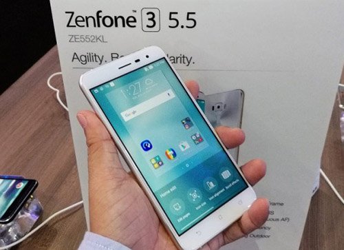 sinyalmagz's tweet photo. Ini dia harga lengkap dari Asus Zenfone 3 https://t.co/ple1pdI2vk #Zenfone3 #Zenvolution #Zenfone3ID #ZenvolutionID https://t.co/MQ0siaRPvR