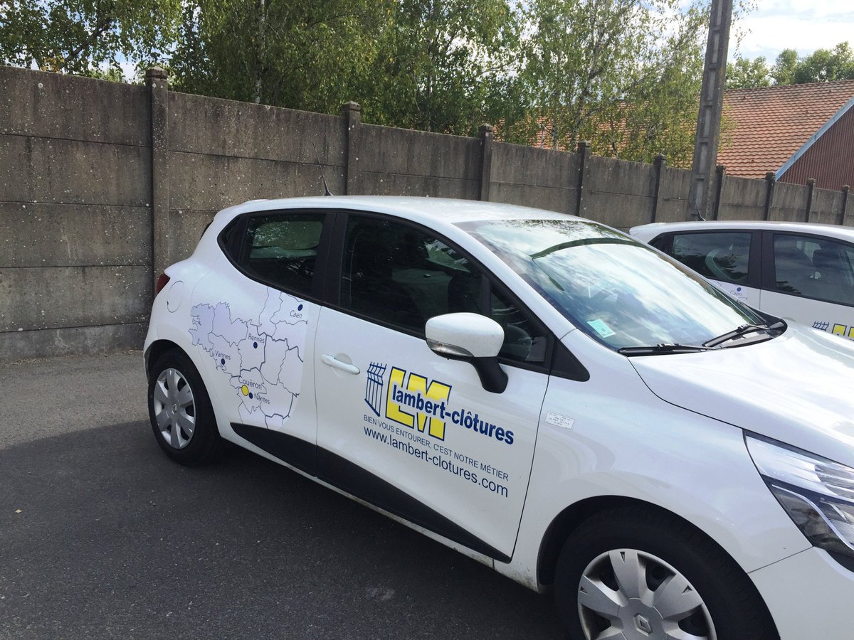 lambertclotures's tweet photo. Nos véhicules aux couleurs @lambertclotures 
#new #followus #ontheroad https://t.co/VzqifeOnqW