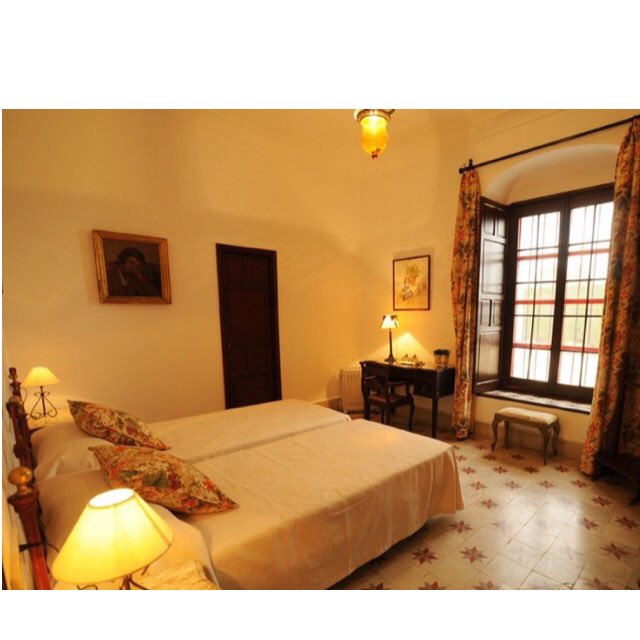 Disfruta de nuestra #CasaRural a diez minutos de  #JerezDeLaFrontera cortijolamariscala.com