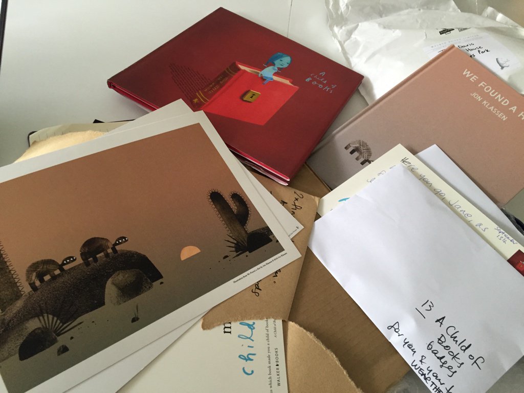 readerjanedavis's tweet photo. Most beaut pack of stuff from @BIGPictureBooks just arrived distracting me from my work #readatwork https://t.co/BoRR5FkUeV