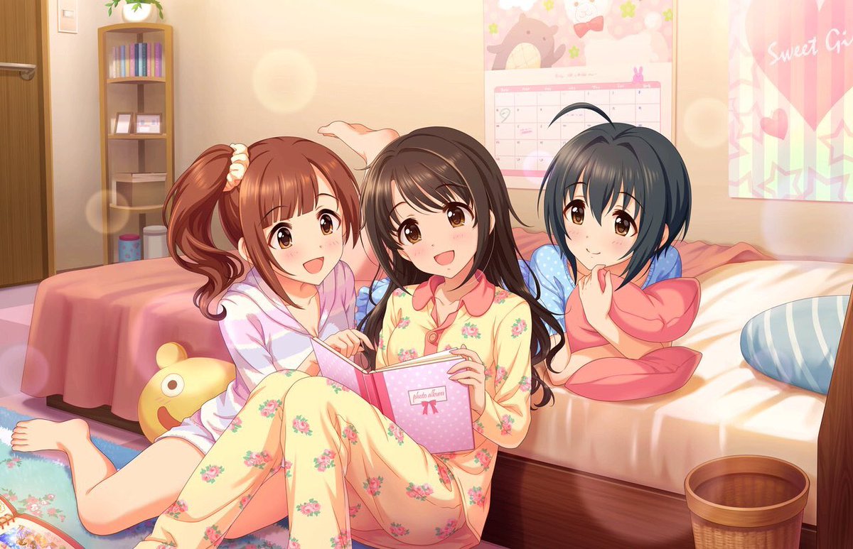 あんかー パジャマ考察今の所こんな感じ 響子 ジェラピケ 高校生買うには高いし多分親の趣味 卯月 ローラアシュレイ 卯月家お金あって紅茶カップ含めちょっと古めの伝統ブランド多いので 美穂 しまむら 多分小日向家はパジャマこだわりなし 女性や識者