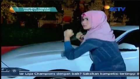 Figthing zahra keren <a href="/ochi_24/">Ochi rosdiana</a> #hijabily #hijabiloveyou <a href="/OfficialASPro/">ASPRODUCTIONS</a> <a href="/SCTV_/">SCTV</a>