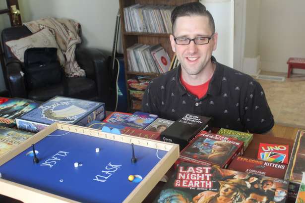 daytondotcom's tweet photo. #boardgame night anyone? Embrace your inner geek and join the fun. #geekdayton @ProtoBuildbar >> https://t.co/9eg7yydwcC https://t.co/Tl76hbXeSu