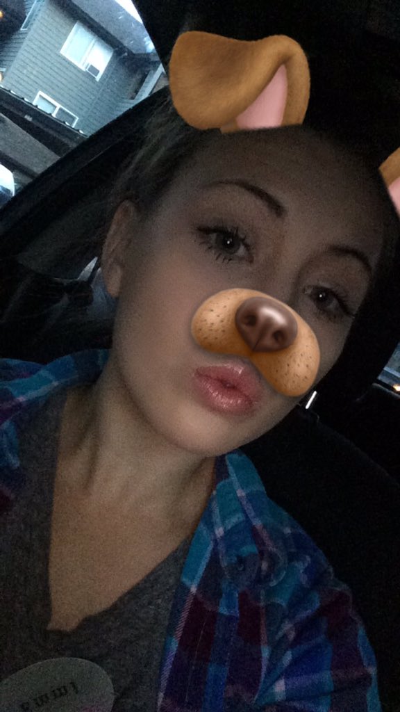 emmiwitdasemi tweet picture
