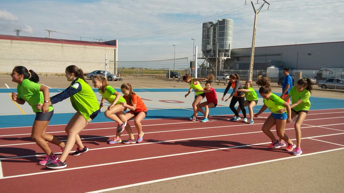 vbalagon_inf's tweet photo. Comenzamos temporada 16/17 @vanevoley @Juanjovbalagon https://t.co/msBhZxpDzU