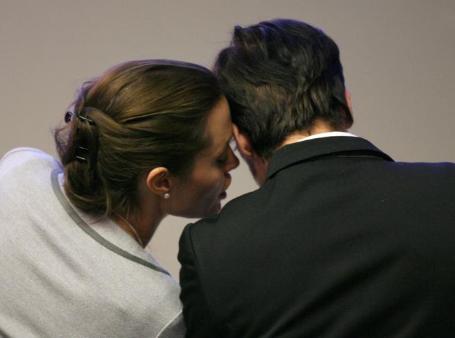 Corriere's tweet photo. Se i Brangelina,  in fondo, sono simili a noi. La fine “normale” della super coppia  https://t.co/fuN0PWbUUB https://t.co/YiOFmkgYuA