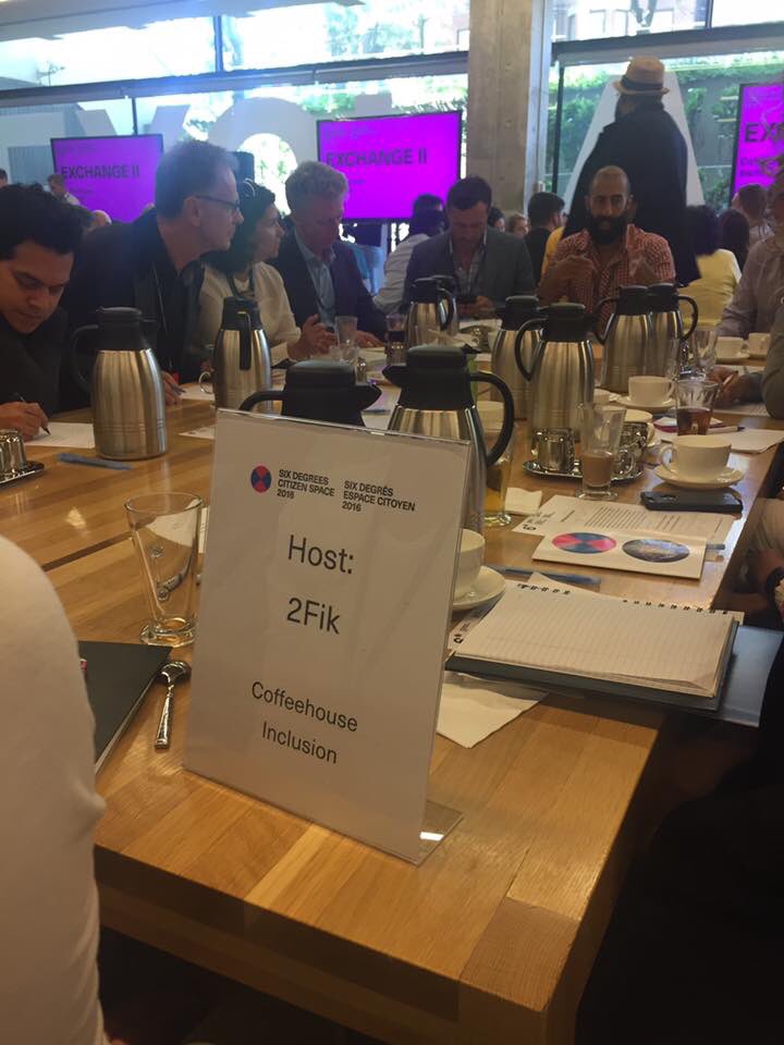 KofflerArts's tweet photo. #2Fik leading dynamic coffeehouse conversation, re complexities, boundaries & invisible walls of inclusion @6DegreesTO https://t.co/RuuQjTZNID