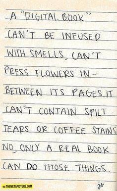 JenniferMaryG's tweet image. Nothing beats #amreading real books. #paperpages