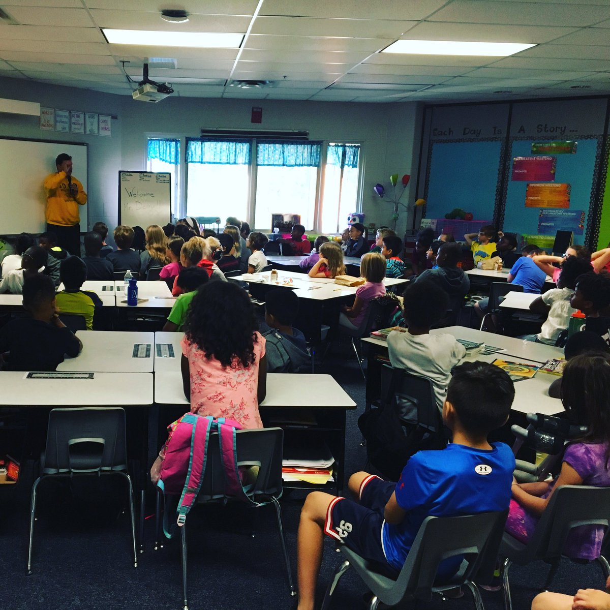 OwlAbout2nd's tweet image. The #GoodProgram visits @SlateHill4th today to teach us to persevere! When the going gets tough, we choose to go on!