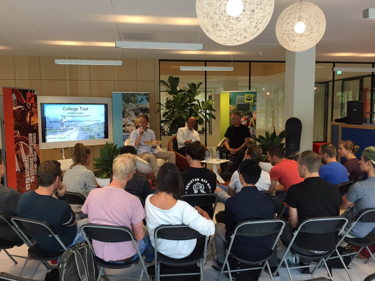 ToussaintTed's tweet photo. Inspirerende #Collegetour over "Veiligheid in het Outdoor Werkveld" @Sporthogeschool#SVWB en #Vebon#InspirienceLab https://t.co/BTxQFQGEt4