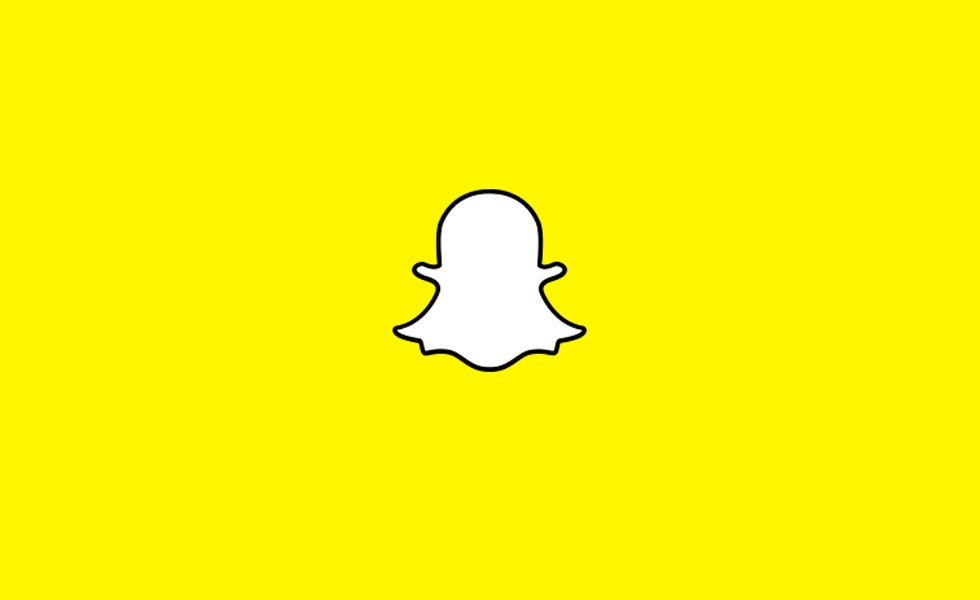 MarketingWeekEd's tweet photo. Snapchat criticises silent video ads, referring to them as ‘moving banners’ https://t.co/8NMZ9FaBnS https://t.co/EbBEqkAEBQ