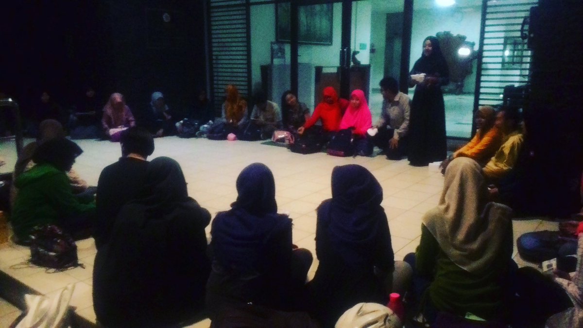 FSCFKT's tweet photo. SECANG "Sekedar Bincang Bincang" keluarga besar Forestry Study Club
.
.
#cerdasdanbermoral #baktiacitya https://t.co/XHda15qFCW