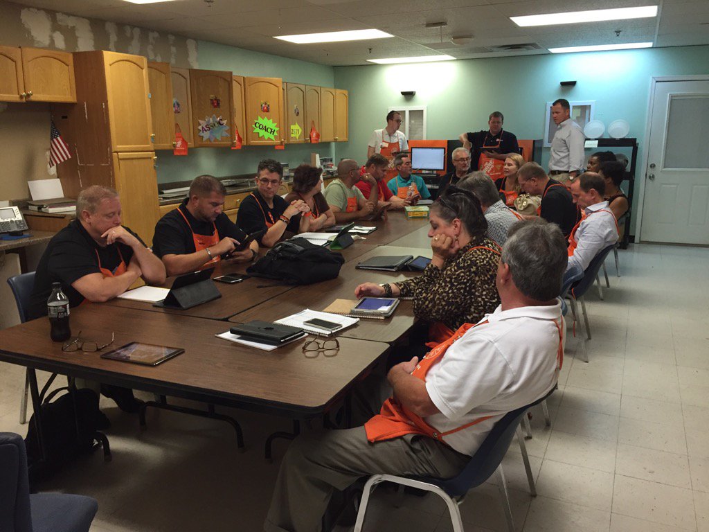 Great turnout for closet training on the IPAD with our Rubbermaid rep (Blair) at 2571 this morning.