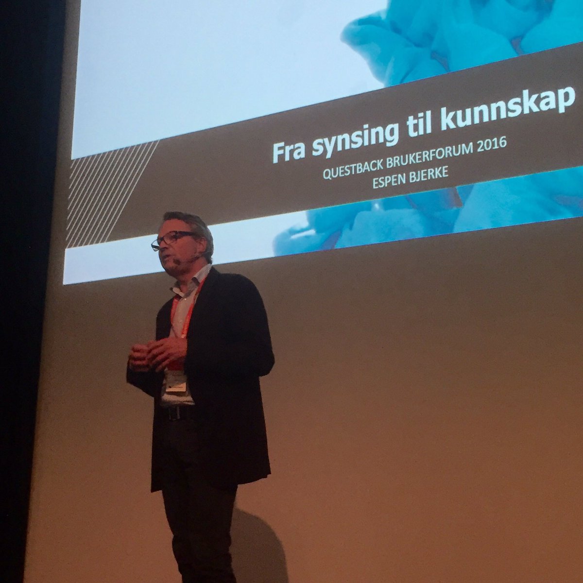 stinefjell66's tweet photo. Hvordan bruke Sales Pulse for innsikt i Det kundene tenker men ikke sier! Espen Bjerke Wittusen &amp; Jensen#Questback #brukerforum2016 https://t.co/lVWbkzNIOi