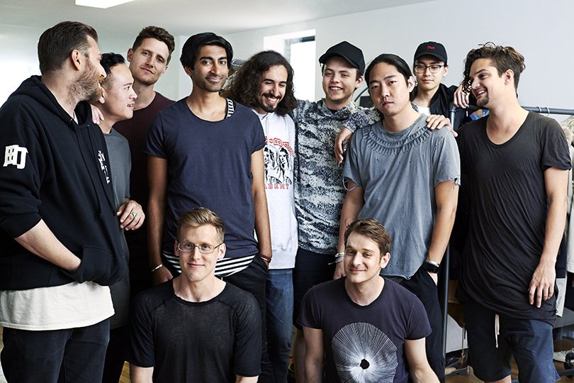 GQStyle's tweet photo. Read how #Daring25 honorees Arun Gupta and @grailed are changing the way men buy clothes https://t.co/VRlmHaE3WD @Cadillac #ad https://t.co/oK3erDF5lb