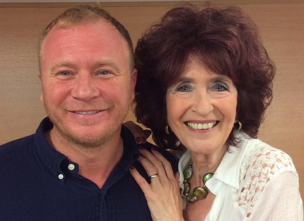 BrokenStringsTT's tweet photo. It's our final week of performances at @TabardTheatreUK with these 2 gorgeous people! :) @Linda2012Clark @SteveArnoldUK #Theatre #Chiswick https://t.co/VYi7HVj0tJ