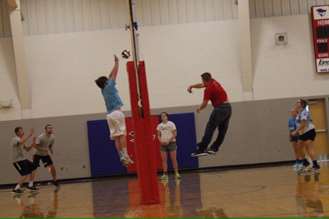 raddog101's tweet photo. @kcheimann proud coaching moment for you?! #3StepApproach #ThatFollowThrough https://t.co/TWGUY65QjU