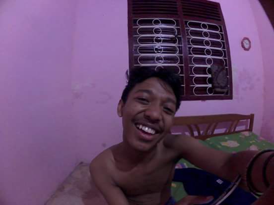fadilhamda's tweet photo. 😂😂😂 lanjutan bengkzz https://t.co/ZBzQV01yeP