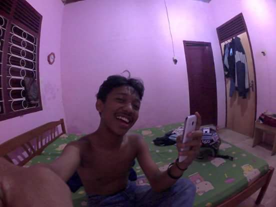 fadilhamda's tweet photo. 😂😂😂 lanjutan bengkzz https://t.co/ZBzQV01yeP