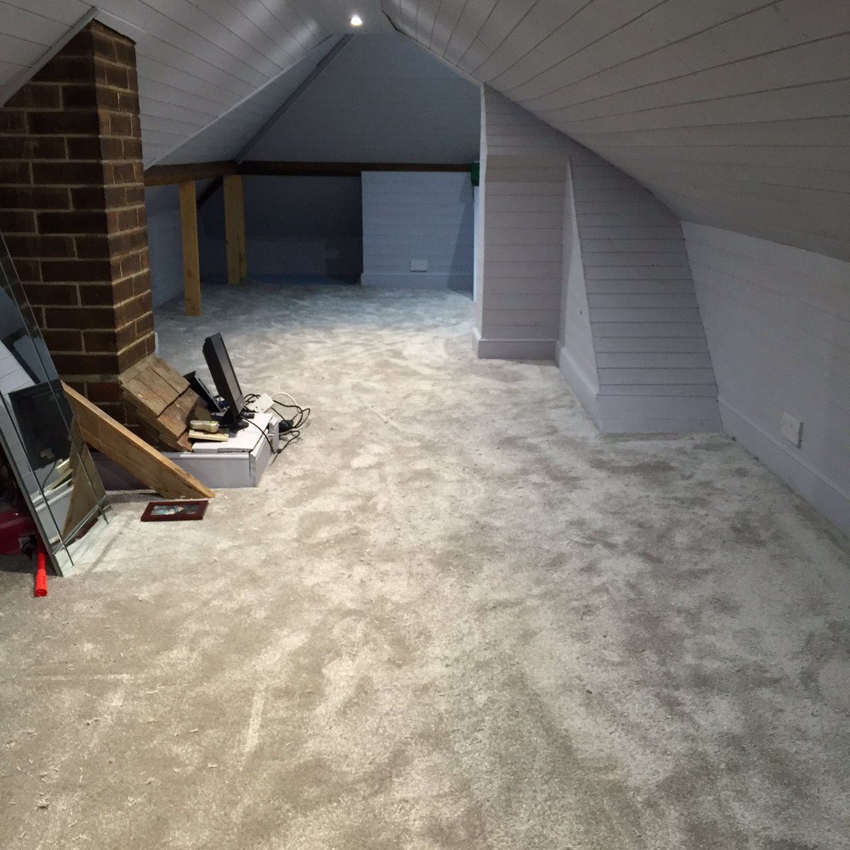 nscarpets's tweet image. #luxury #loftconversion #grey #carpet