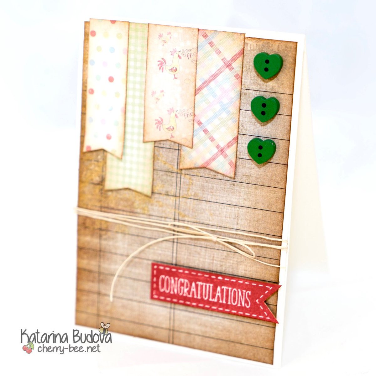 Katarina_1's tweet image. Hi there! New #card for this week. Very simple, just playing with #patternpapers. Hop over to my blog to see more: cherry-bee.weebly.com/blog/playing-w…