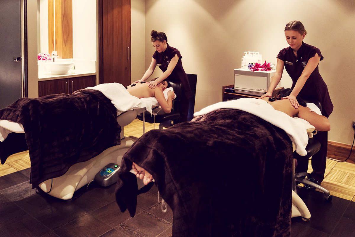 MacManchester's tweet image. Fancy winning a #SpaDay to warm up your #Autumn ? Simply retweet &amp;amp; follow us! Winner picked Wed 28th #Manchester #Competition