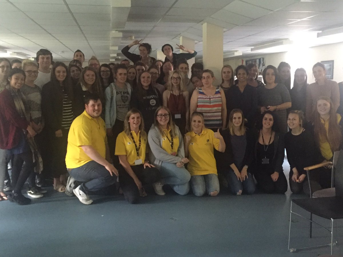 SophieAnnBurges's tweet image. Carfan 2/16 ac arweinwyr cyfoedion yr 2il a'r 3edd flwyddyn @IechydDaBangor @SHSB1000Lives @SHSBangor #peerguide #funactivities