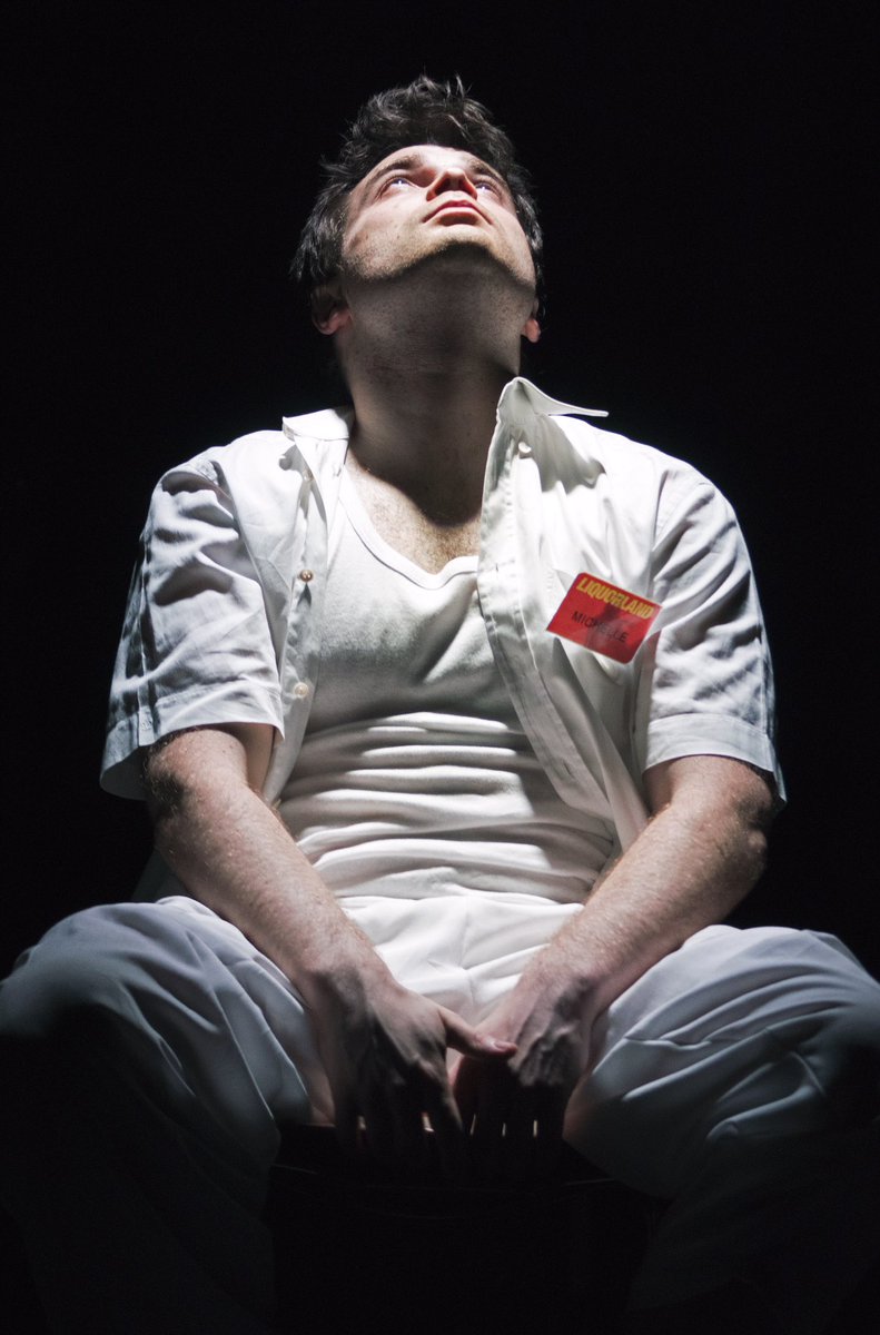 SamGPhotos's tweet image. Some shots from #spittingimage @KingsHeadThtr