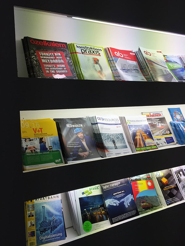 ozelkalemdergi's tweet photo. #InnoTrans2016 Basın Stand'ında biz de yerimizi aldık.
#özelkalemdergisi #InnoTransBerlin #fair #Berlin https://t.co/9EAprrGQBt