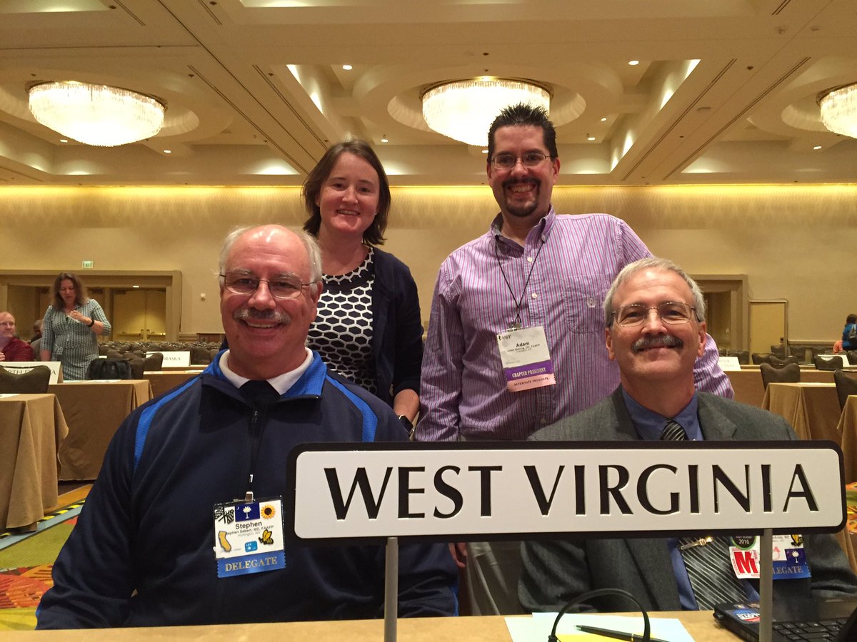 lmetal33's tweet photo. West Virginia delegation. #WVAFP #AAFPCOD https://t.co/Y0eCIQlbC2