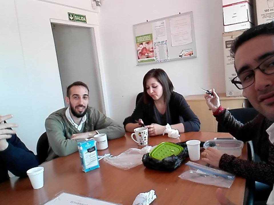 pariesgo's tweet photo. #AlmorzandoCon @NachoV_Ok #CometeEstePoroto https://t.co/ZtoK3DFbUS