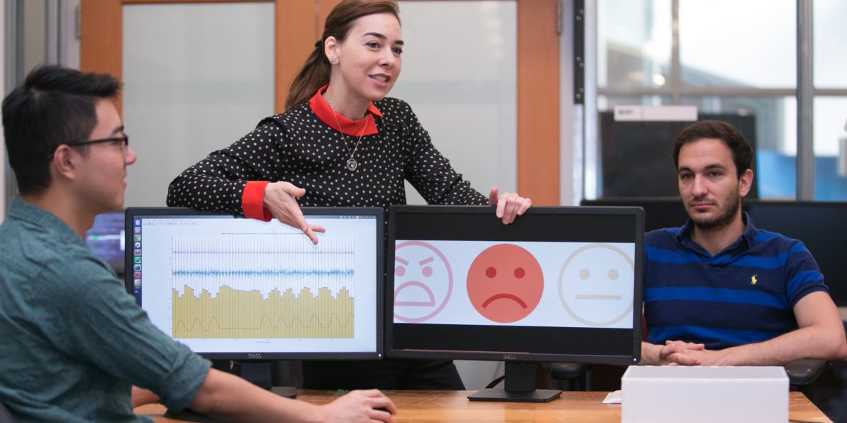 TechInsider's tweet image. MIT researchers made a machine that can read your feelings through radio waves buff.ly/2cOxttR